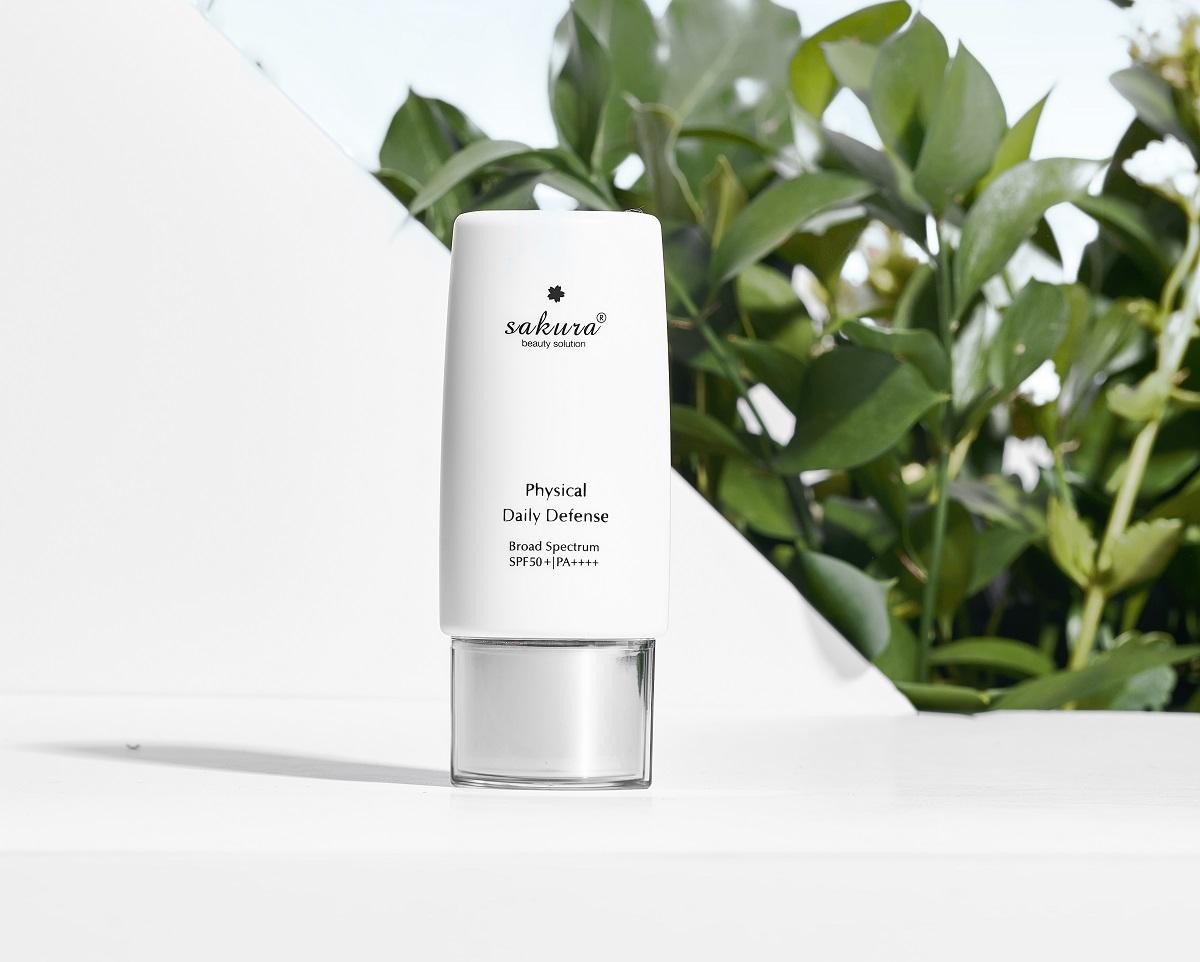 Dùng kem chống nắng kết hợp cùng sản phẩm nào để da vẫn căng bóng suốt ngày dài? - Ảnh 4. Dùng kem chống nắng kết hợp cùng sản phẩm nào để da vẫn căng bóng suốt ngày dài? - Ảnh 4.