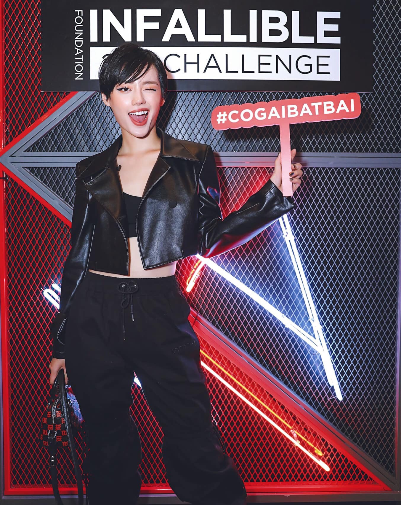 Review dòng kem nền thoáng mịn cực hợp với hè được hàng loạt beauty blogger, make-up artist lựa chọn - Ảnh 5. Review dòng kem nền thoáng mịn cực hợp với hè được hàng loạt beauty blogger, make-up artist lựa chọn - Ảnh 5.