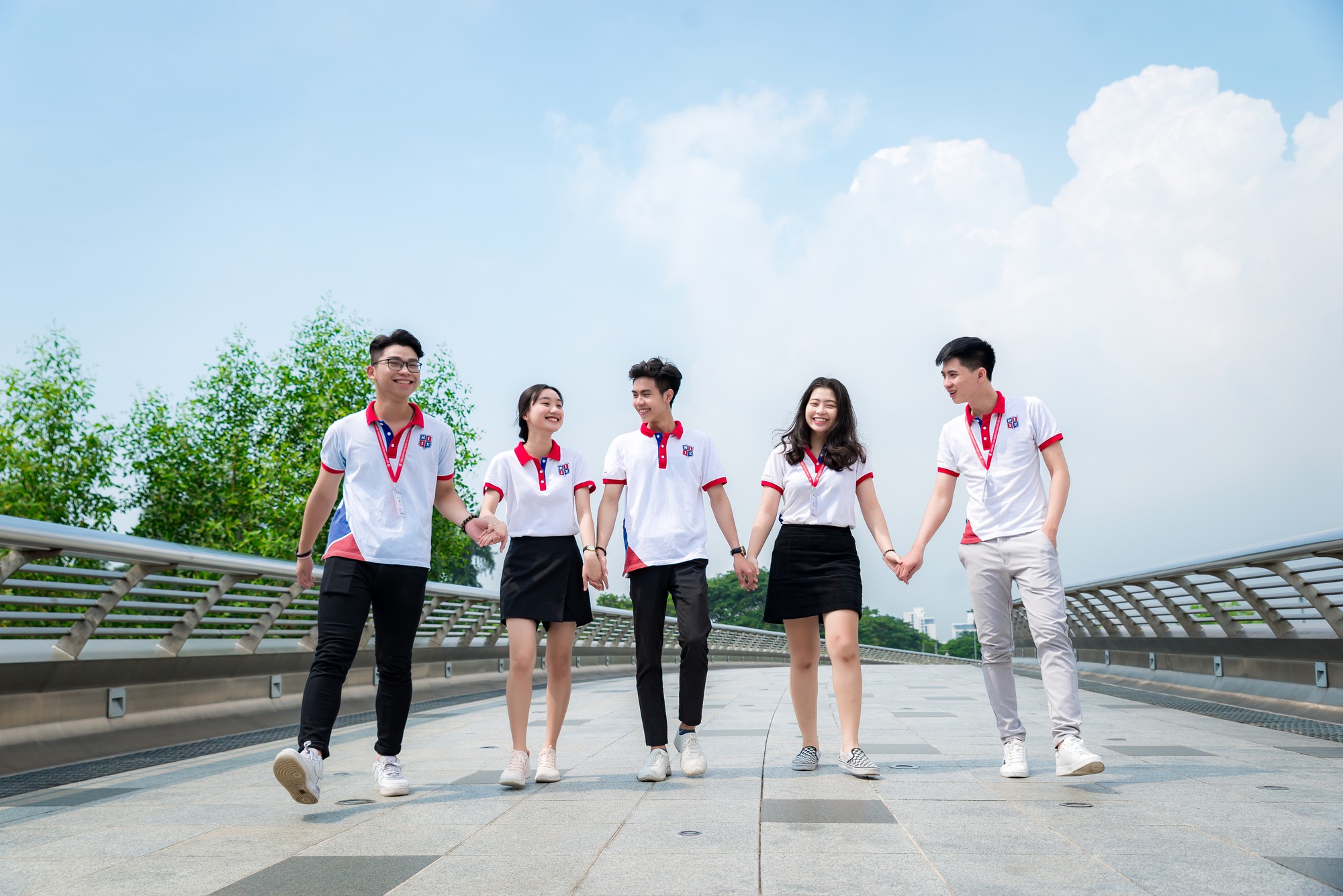 Rộng cửa vào đại học với phương thức xét tuyển học bạ - Ảnh 1. Rộng cửa vào đại học với phương thức xét tuyển học bạ - Ảnh 1.