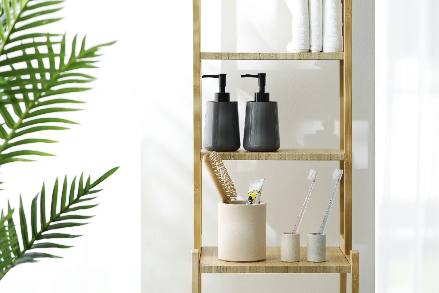 Giới trẻ Sài Gòn chuẩn bị chào đón sự đổ bộ của thương hiệu đồ lifestyle “chuẩn Hàn” cực hot - Ảnh 3. Giới trẻ Sài Gòn chuẩn bị chào đón sự đổ bộ của thương hiệu đồ lifestyle “chuẩn Hàn” cực hot - Ảnh 3.