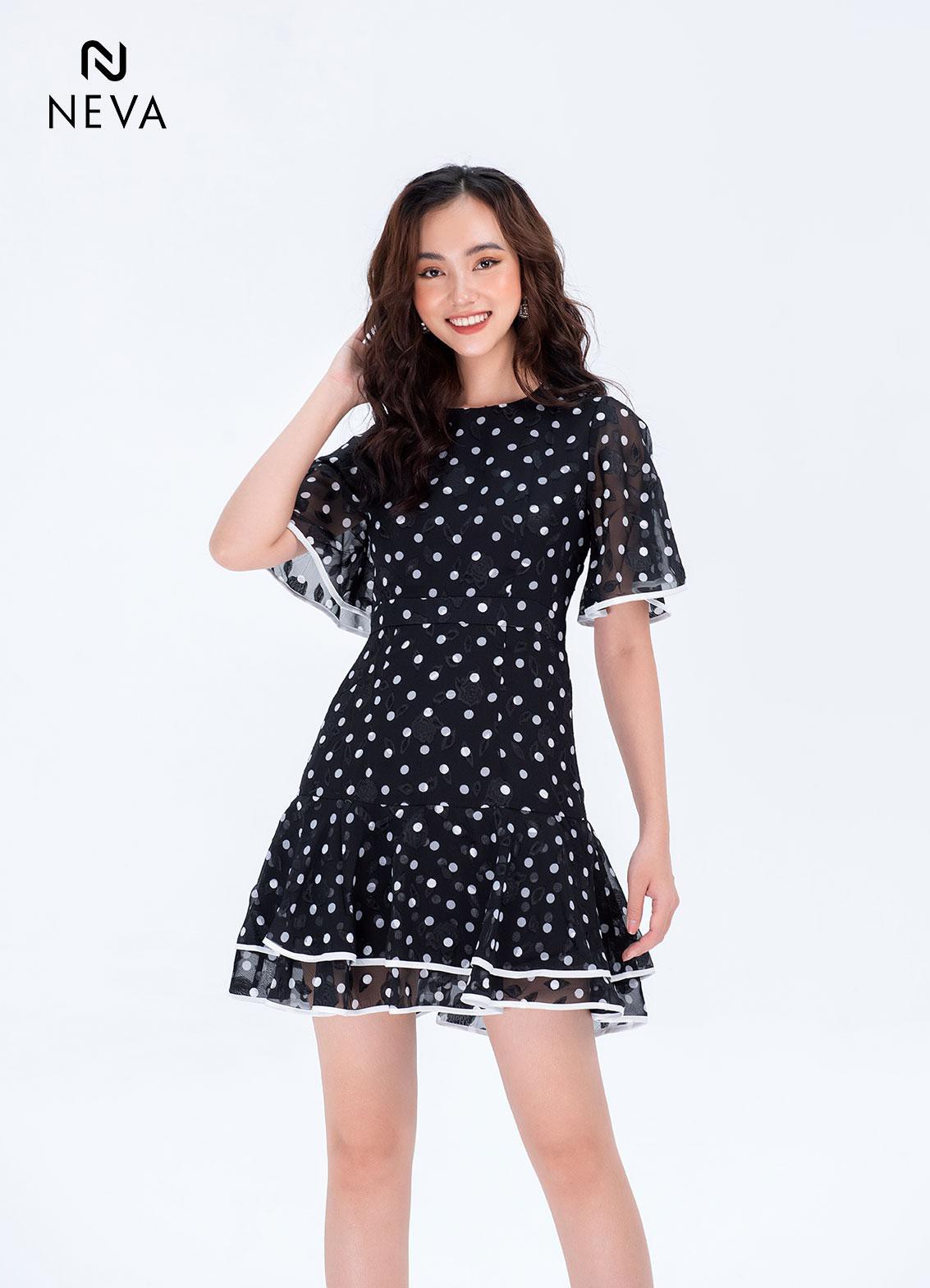 Gợi ý cách lên đồ cho 12 cung hoàng đạo - Nhà mốt đại diện cho cá tính của bạn - Ảnh 13. Gợi ý cách lên đồ cho 12 cung hoàng đạo - Nhà mốt đại diện cho cá tính của bạn - Ảnh 13.