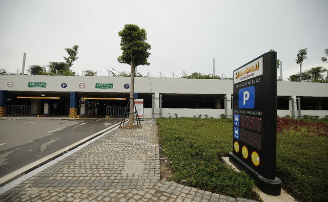 Hạ Long: Khi tuyến đường ven biển đẹp nhất miền Bắc thành… bãi đỗ xe - Ảnh 7. Hạ Long: Khi tuyến đường ven biển đẹp nhất miền Bắc thành… bãi đỗ xe - Ảnh 7.