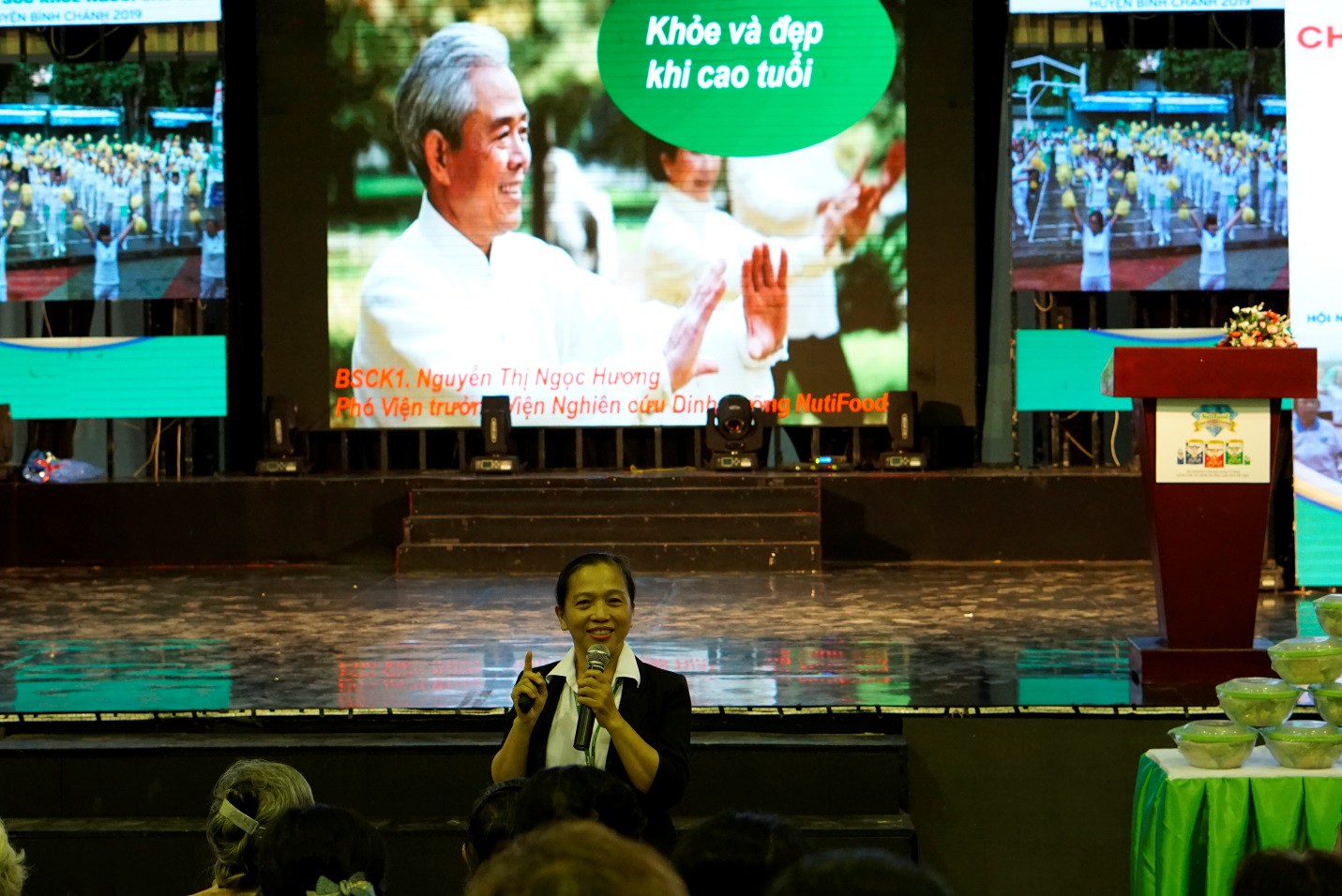 Lắng nghe chuyên gia dinh dưỡng tư vấn sức khỏe tại ngày hội người cao tuổi - Ảnh 2. Lắng nghe chuyên gia dinh dưỡng tư vấn sức khỏe tại ngày hội người cao tuổi - Ảnh 2.