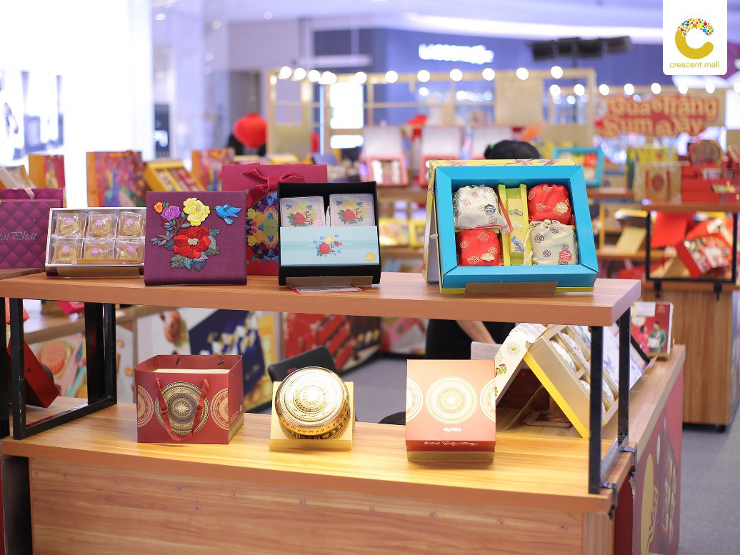 Up in the Air – Vui tết Trung Thu, Trăng gọi sum vầy tại Crescent Mall - Ảnh 5. Up in the Air – Vui tết Trung Thu, Trăng gọi sum vầy tại Crescent Mall - Ảnh 5.