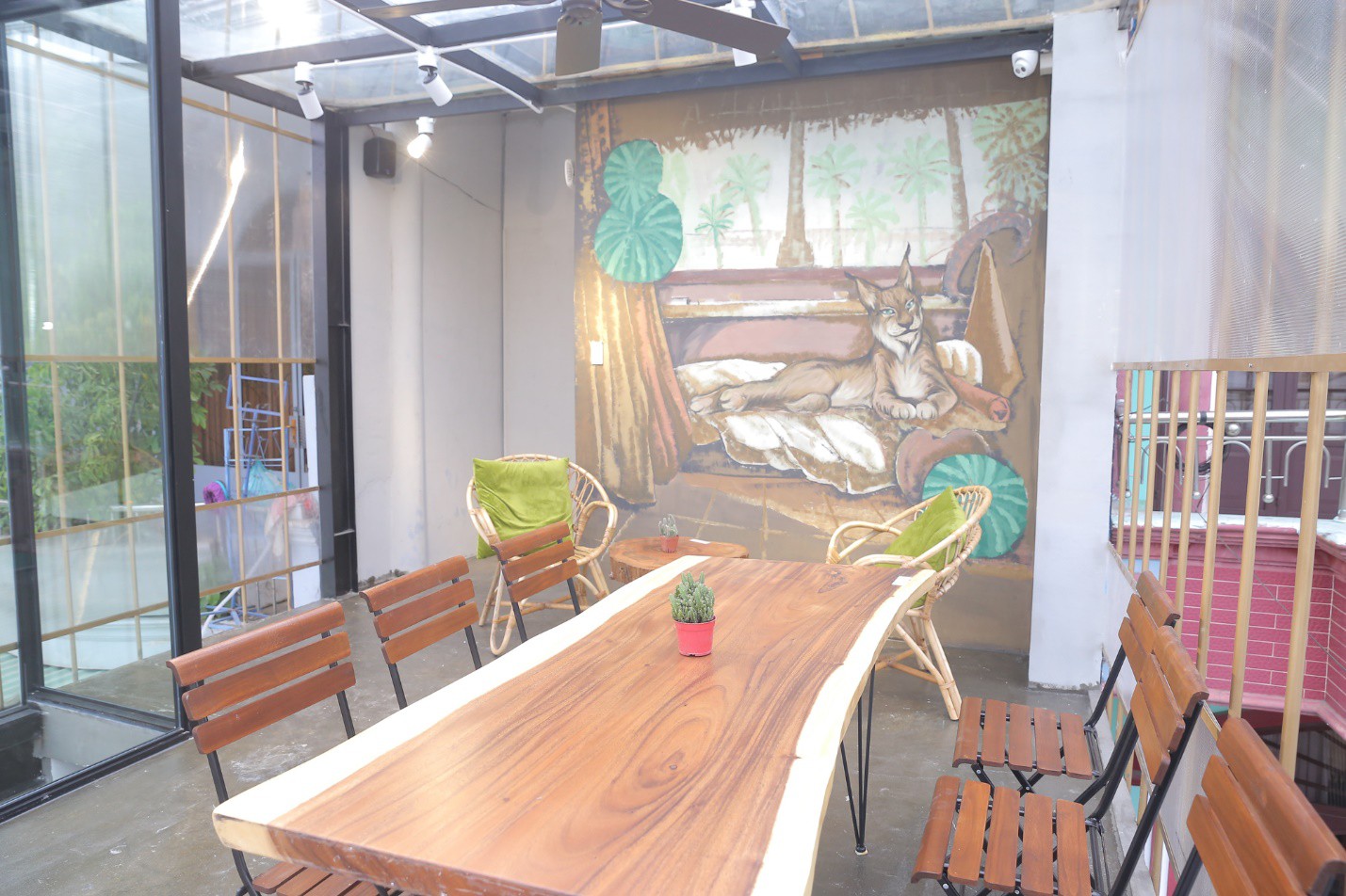 Tức tốc check-in ngay quán cafe thú cưng FELIX siêu độc ở Biên Hòa - Ảnh 5. Tức tốc check-in ngay quán cafe thú cưng FELIX siêu độc ở Biên Hòa - Ảnh 5.