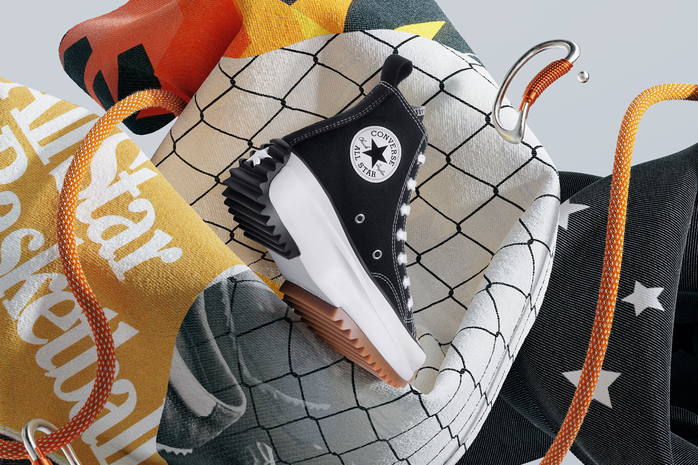 Thoát vùng “an toàn” với bộ 3 Twisted Classic của Converse. Go Big or Go Home? - Ảnh 1. Thoát vùng “an toàn” với bộ 3 Twisted Classic của Converse. Go Big or Go Home? - Ảnh 1.