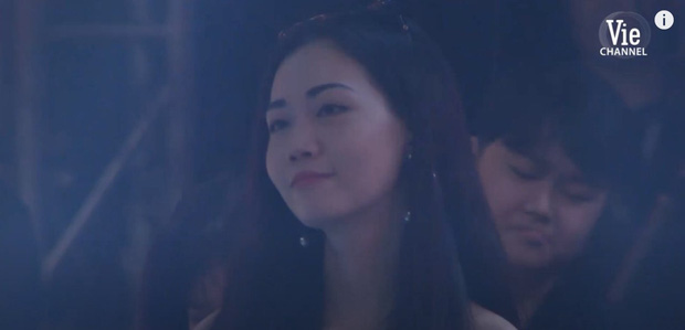 Lộ info cô nàng chiếm spotlight trong màn biểu diễn của GDucky tại Rap Việt - Ảnh 2.