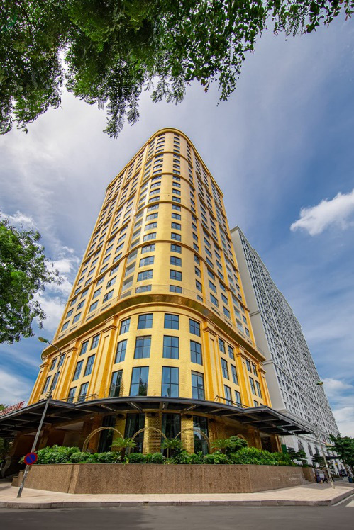 Cơ hội trải nghiệm khách sạn dát vàng ngay giữa thủ đô Hà Nội - Ảnh 1.