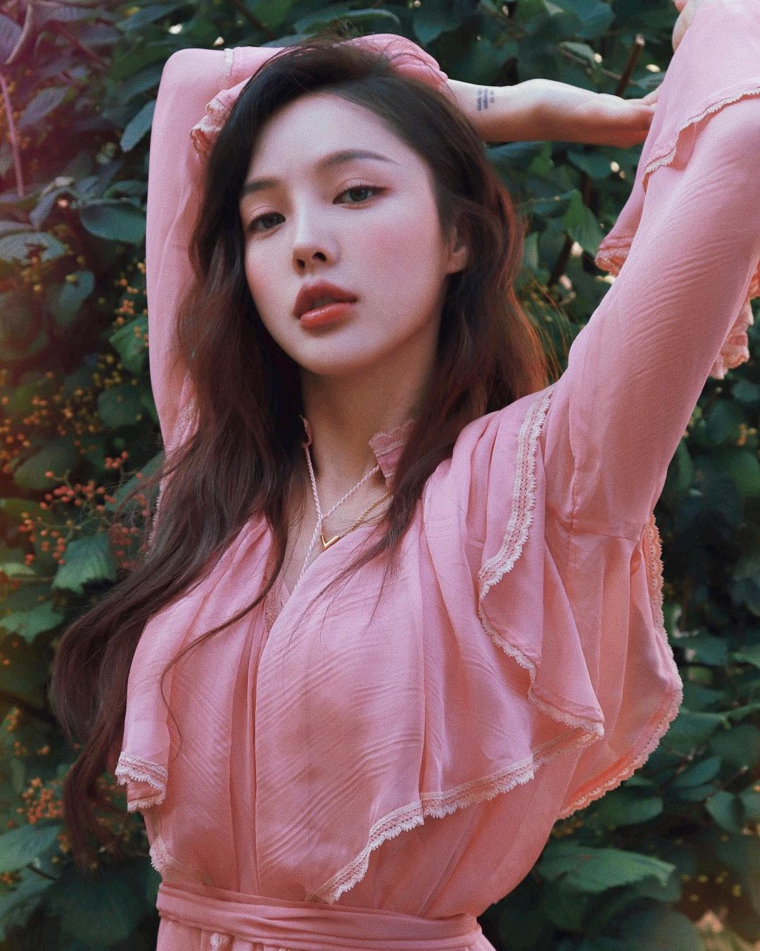 Makeup quyến rũ hay ngọt ngào, 5 món đồ The Face Shop này đều cân đẹp mà mức giá siêu bất ngờ - Ảnh 6. Makeup quyến rũ hay ngọt ngào, 5 món đồ The Face Shop này đều cân đẹp mà mức giá siêu bất ngờ - Ảnh 6.