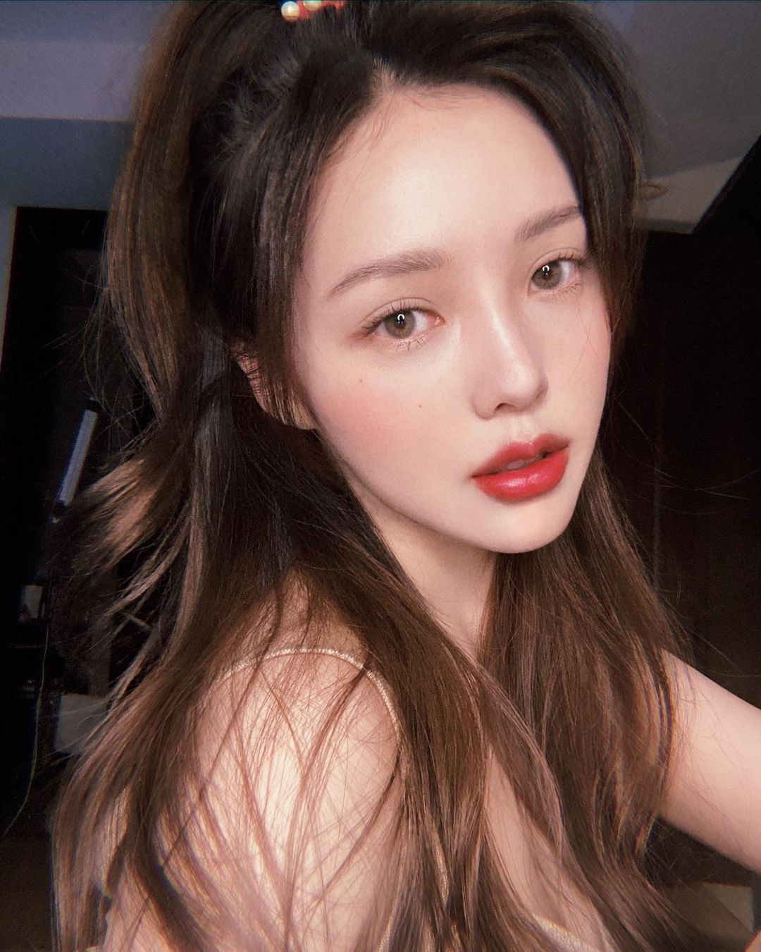 Makeup quyến rũ hay ngọt ngào, 5 món đồ The Face Shop này đều cân đẹp mà mức giá siêu bất ngờ - Ảnh 7. Makeup quyến rũ hay ngọt ngào, 5 món đồ The Face Shop này đều cân đẹp mà mức giá siêu bất ngờ - Ảnh 7.