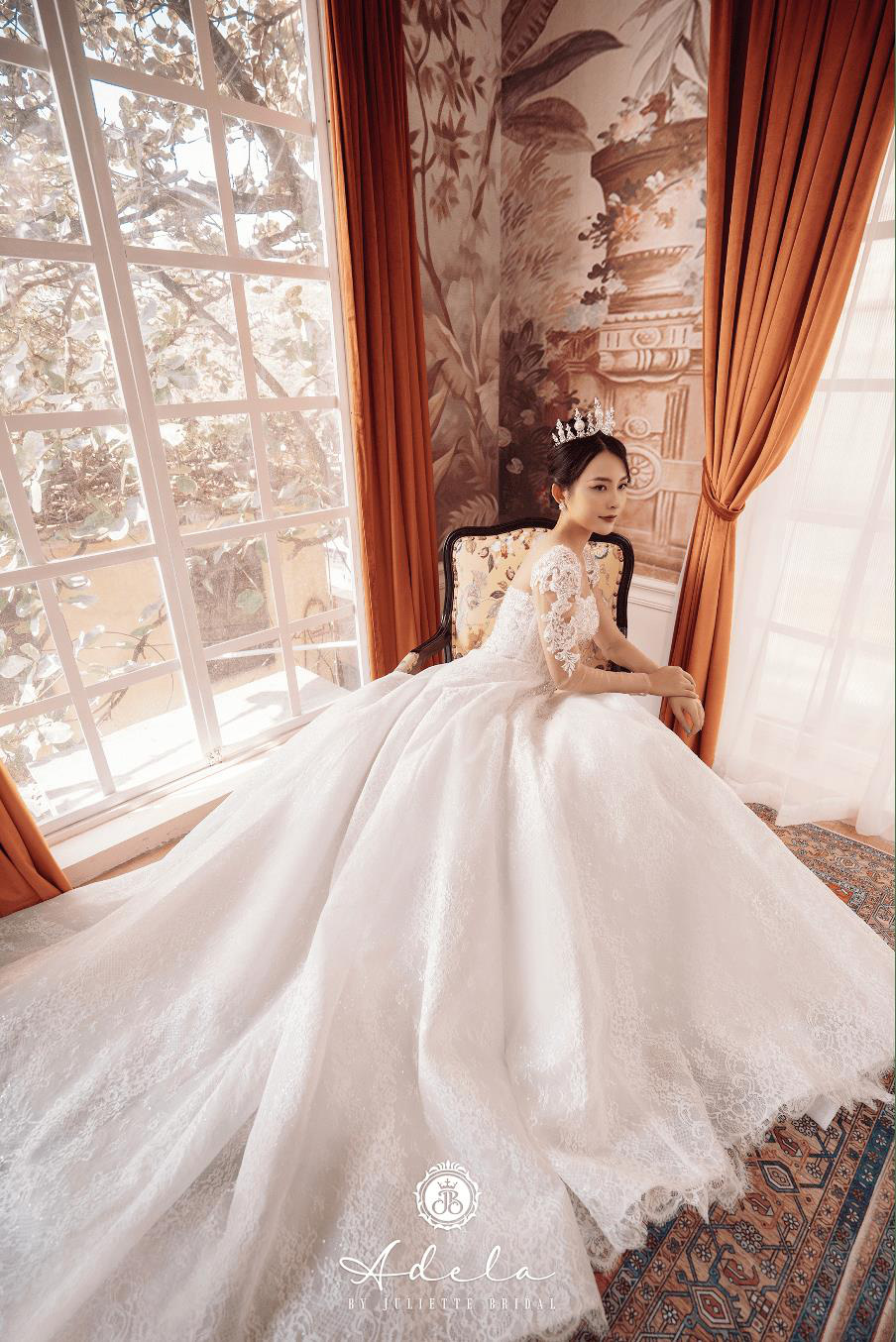 Muốn có 1 chiếc váy cưới nhẹ nhàng, tối giản nhưng vẫn sang trọng như công nương Anh thì đừng bỏ qua địa chỉ này! - Ảnh 2. Muốn có 1 chiếc váy cưới nhẹ nhàng, tối giản nhưng vẫn sang trọng như công nương Anh thì đừng bỏ qua địa chỉ này! - Ảnh 2.