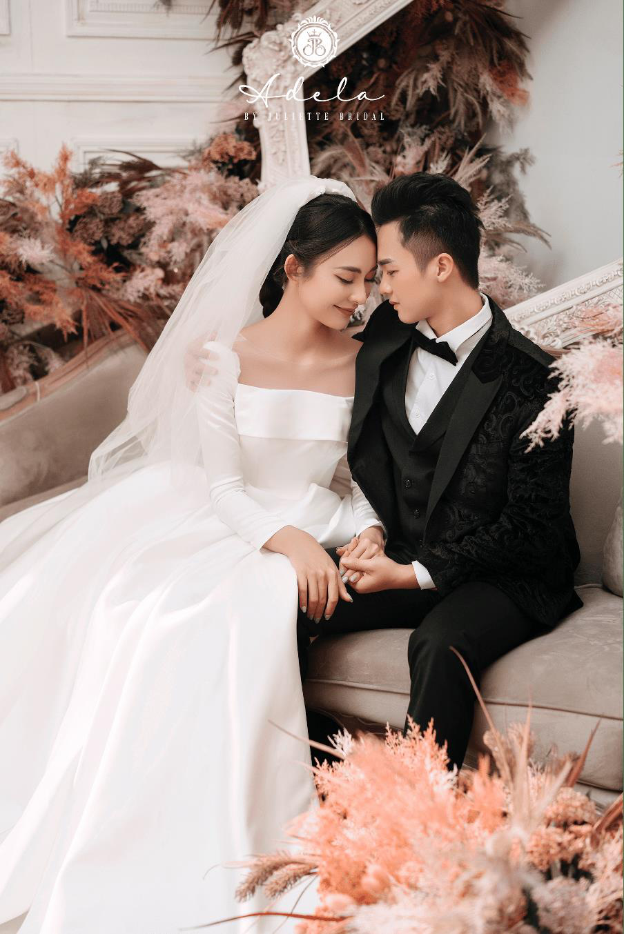 Muốn có 1 chiếc váy cưới nhẹ nhàng, tối giản nhưng vẫn sang trọng như công nương Anh thì đừng bỏ qua địa chỉ này! - Ảnh 6. Muốn có 1 chiếc váy cưới nhẹ nhàng, tối giản nhưng vẫn sang trọng như công nương Anh thì đừng bỏ qua địa chỉ này! - Ảnh 6.