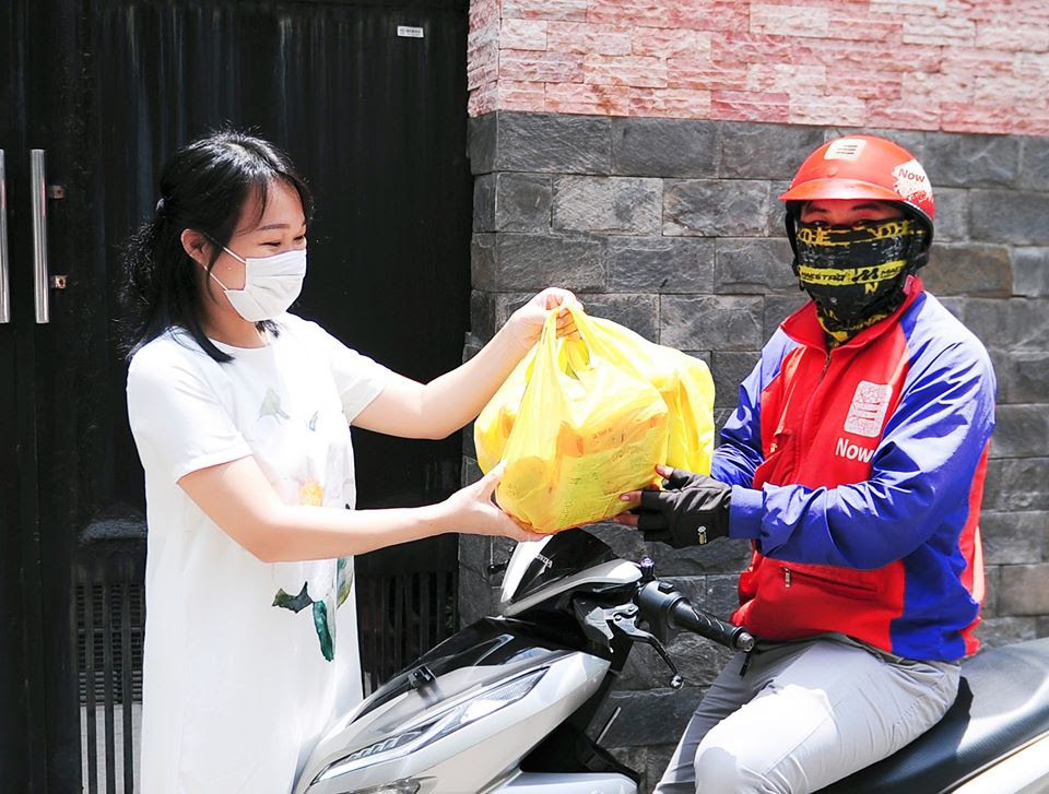 4 điểm đặc biệt khiến giới trẻ yêu thích đi chợ online - Ảnh 1. 4 điểm đặc biệt khiến giới trẻ yêu thích đi chợ online - Ảnh 1.