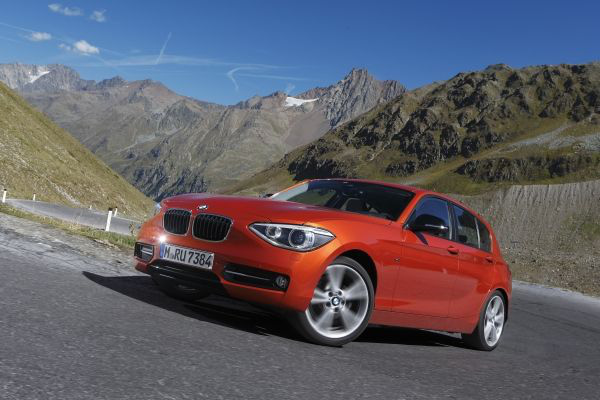 BMW công bố giá mới hấp dẫn chưa từng có trong tháng 7 - Ảnh 1.