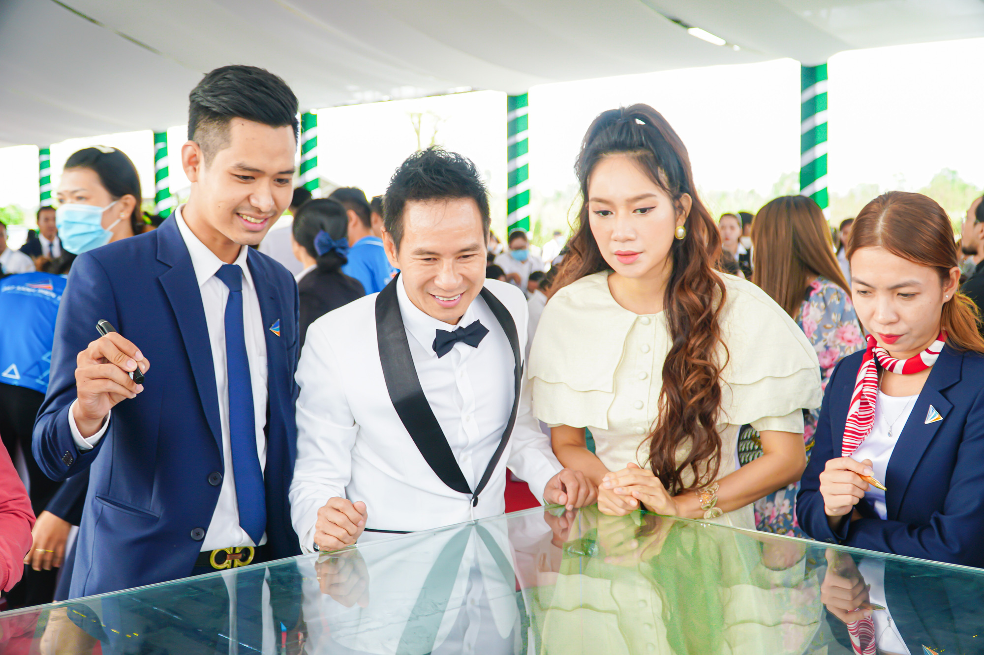 Lễ giới thiệu phân khu Hưng Gia tại Happy Home Cà Mau - Ảnh 1. Lễ giới thiệu phân khu Hưng Gia tại Happy Home Cà Mau - Ảnh 1.