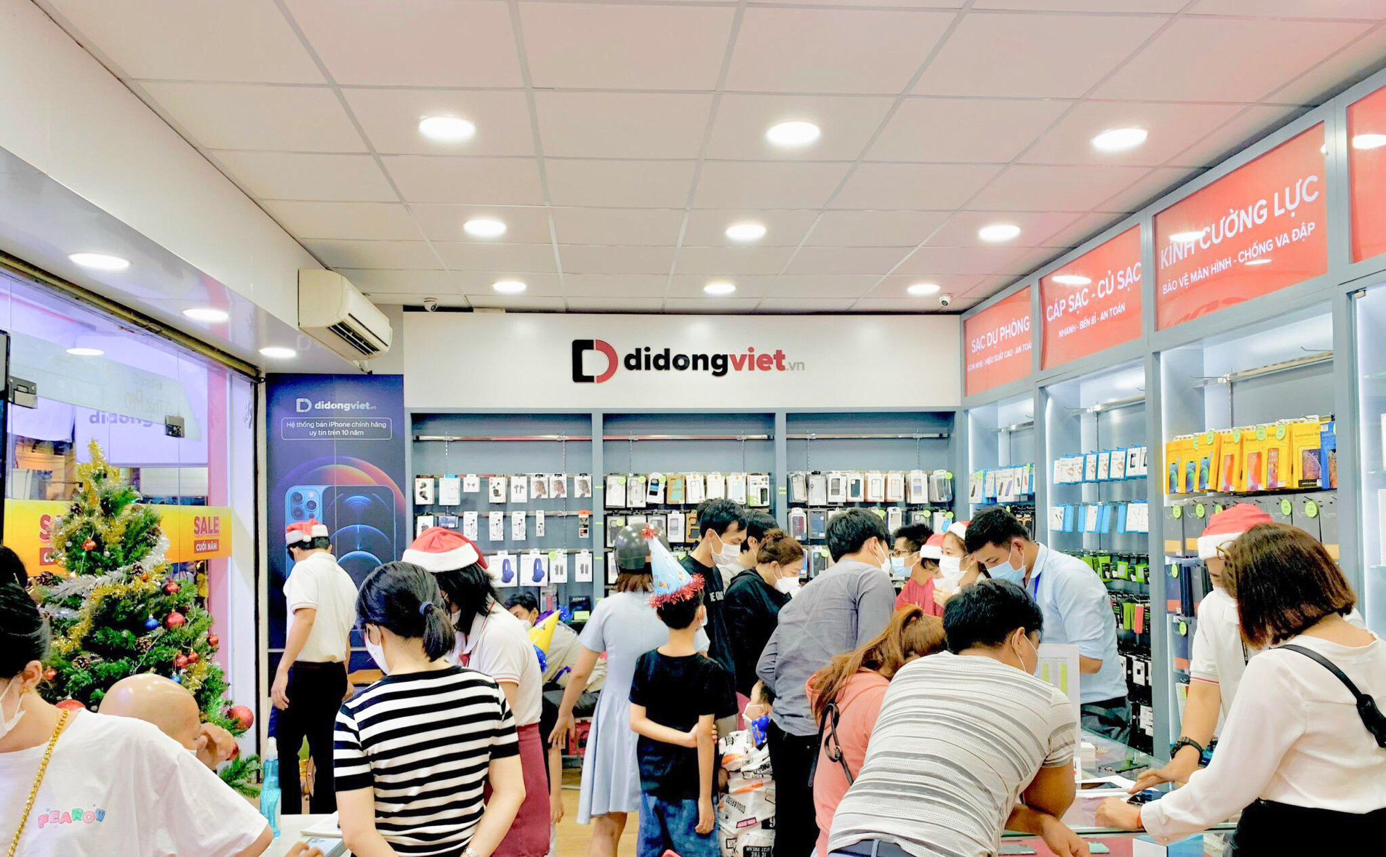 Top 5 iPhone được mua nhiều dịp đầu năm 2022 - Ảnh 4. Top 5 iPhone được mua nhiều dịp đầu năm 2022 - Ảnh 4.