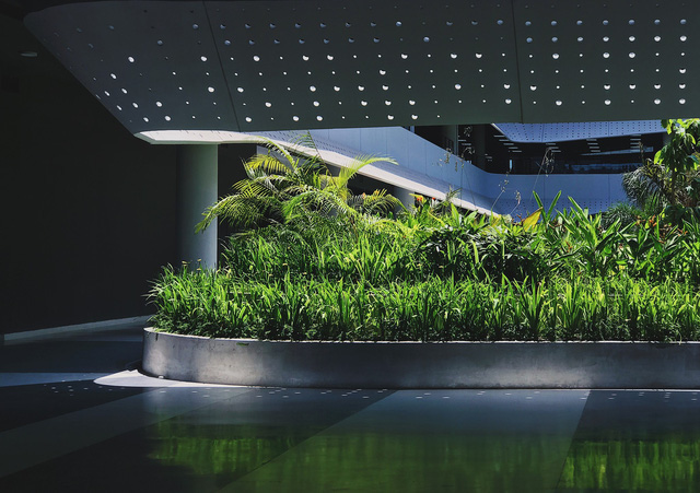 Trụ sở công ty công nghệ Việt lọt top công trình kiến trúc tiêu biểu - Ảnh 2.