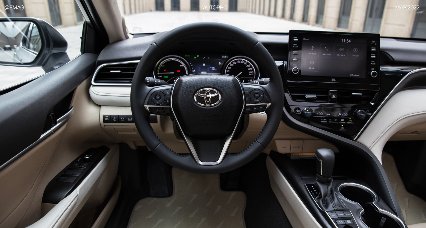 Toyota Camry 2022 - Sedan đẳng cấp, an toàn và tạo dấu ấn khác biệt - Ảnh 2.