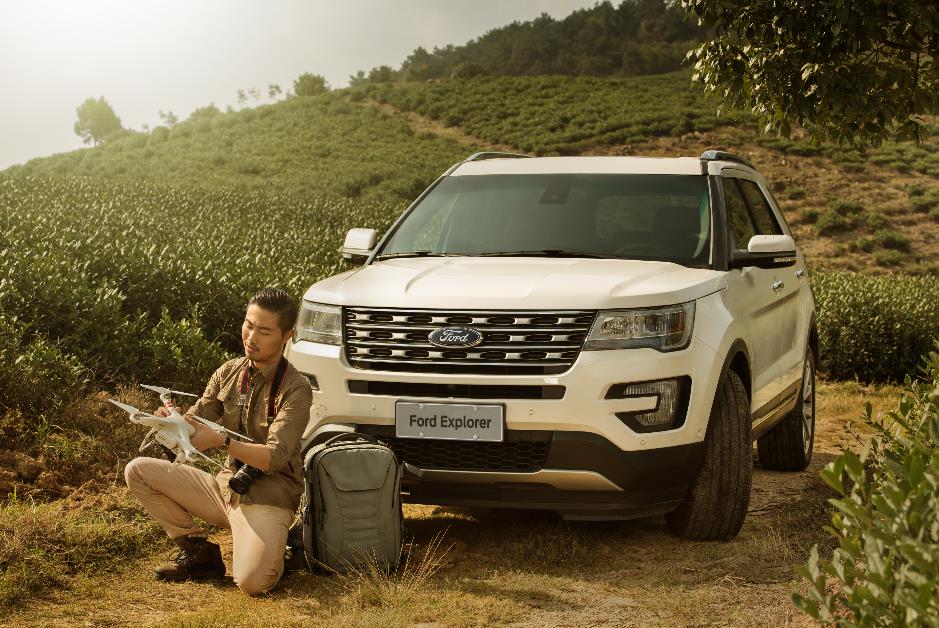 Khi xe hơi của bạn bất ngờ “biến hình” thành văn phòng làm việc “5 sao hảo hạng”! - Ảnh 1. Khi xe hơi của bạn bất ngờ “biến hình” thành văn phòng làm việc “5 sao hảo hạng”! - Ảnh 1.