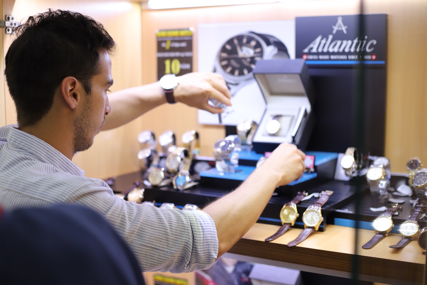 Đồng hồ Atlantic khẳng định đẳng cấp tại thị trường VN - Ảnh 3. Đồng hồ Atlantic khẳng định đẳng cấp tại thị trường VN - Ảnh 3.