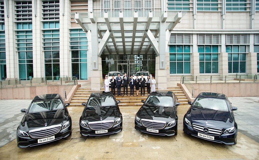 Mercedes-Benz E-Class - Tô điểm chuyến đi trên dải đất miền Trung - Ảnh 2. Mercedes-Benz E-Class - Tô điểm chuyến đi trên dải đất miền Trung - Ảnh 2.