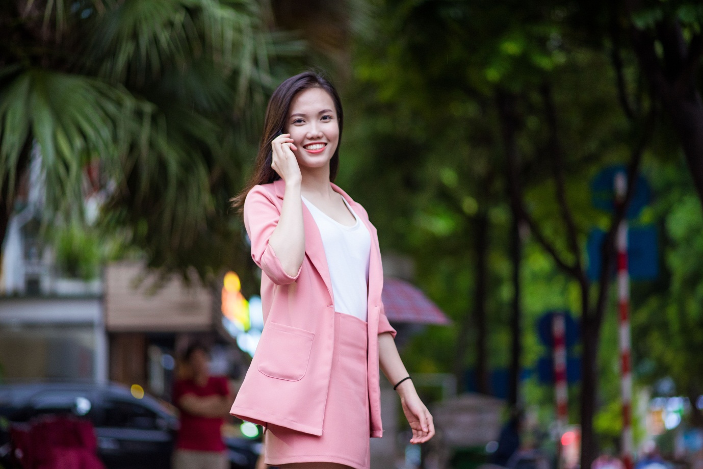 Dùng gói cước trả sau Viettel: Gọi quốc tế chỉ bằng gọi trong nước - Ảnh 1. Dùng gói cước trả sau Viettel: Gọi quốc tế chỉ bằng gọi trong nước - Ảnh 1.