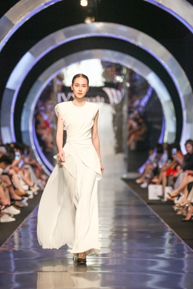Luôn đi đầu các trào lưu xu hướng, IVY moda tấn công thị trường quốc tế trong thời gian gần - Ảnh 1. Luôn đi đầu các trào lưu xu hướng, IVY moda tấn công thị trường quốc tế trong thời gian gần - Ảnh 1.