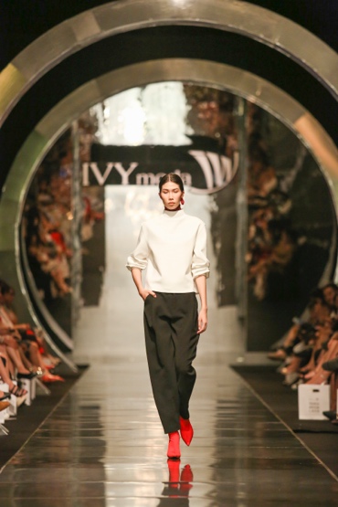 Luôn đi đầu các trào lưu xu hướng, IVY moda tấn công thị trường quốc tế trong thời gian gần - Ảnh 2. Luôn đi đầu các trào lưu xu hướng, IVY moda tấn công thị trường quốc tế trong thời gian gần - Ảnh 2.