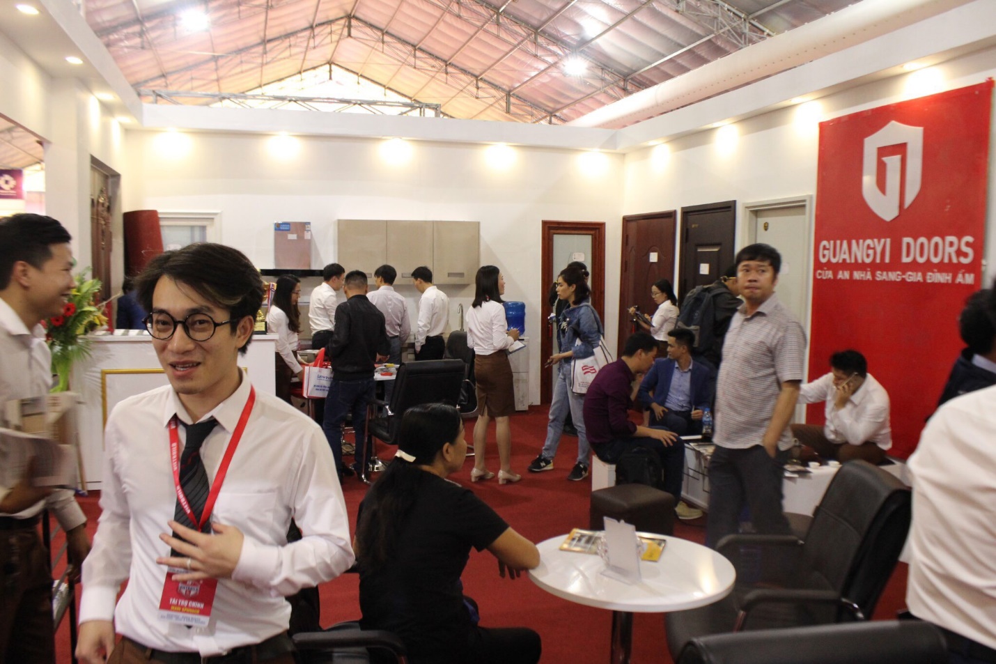 Thị trường nội thất 2019: Hàng nội địa vươn tầm quốc tế - Ảnh 2. Thị trường nội thất 2019: Hàng nội địa vươn tầm quốc tế - Ảnh 2.