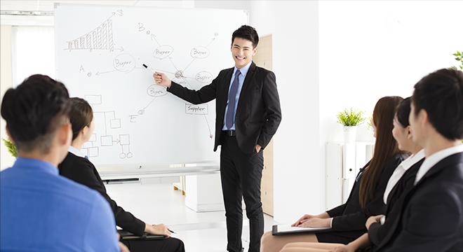 Hành trình gần 2 thập kỷ mang đến diện mạo lịch lãm cho đàn ông Việt Nam - Ảnh 1. Hành trình gần 2 thập kỷ mang đến diện mạo lịch lãm cho đàn ông Việt Nam - Ảnh 1.