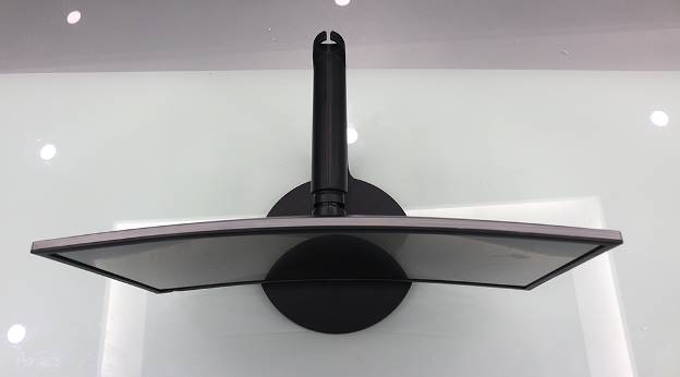 Đập hộp màn hình máy tính chơi game đang hot hiện nay: Samsung CFG70 - Ảnh 12. Đập hộp màn hình máy tính chơi game đang hot hiện nay: Samsung CFG70 - Ảnh 12.