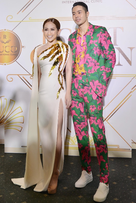 Thu Thảo kín đáo, Tóc Tiên gợi cảm cùng nổi bật trên thảm đỏ - Ảnh 14.