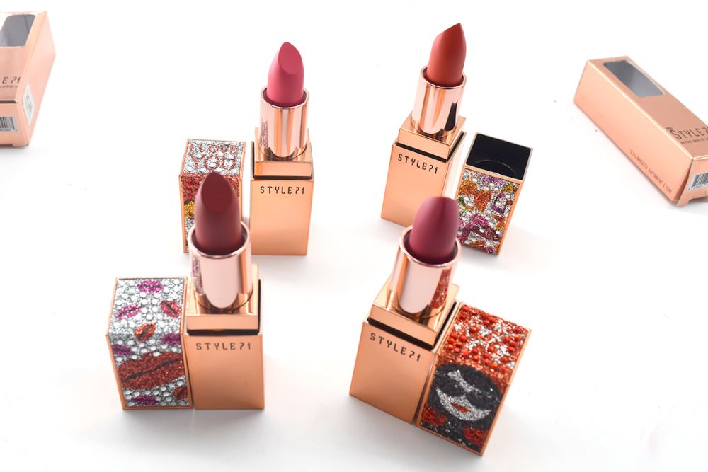 Vì sao phái đẹp lại phát cuồng mê mẩn thỏi son Style 71 Retro Matt đến vậy? - Ảnh 2. Vì sao phái đẹp lại phát cuồng mê mẩn thỏi son Style 71 Retro Matt đến vậy? - Ảnh 2.