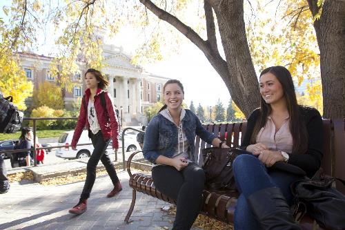 Ngày hội du học Canada: Dẫn lối tương lai nghề nghiệp và định cư - Ảnh 2. Ngày hội du học Canada: Dẫn lối tương lai nghề nghiệp và định cư - Ảnh 2.