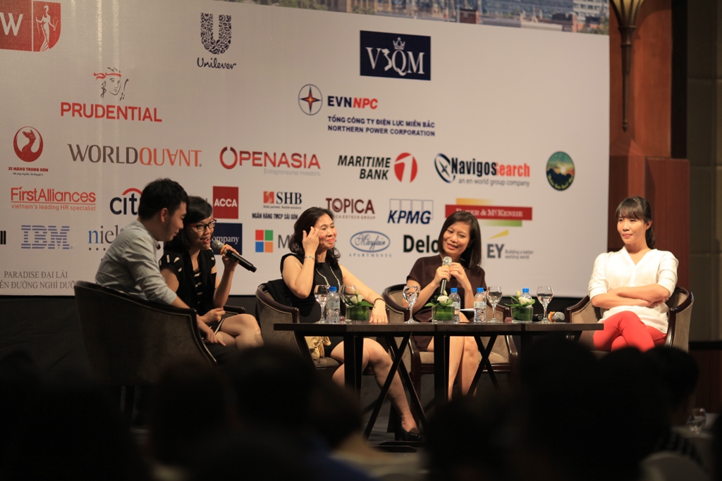 Hội chợ việc làm tháng 8 cho du học sinh về nước - Ảnh 4. Hội chợ việc làm tháng 8 cho du học sinh về nước - Ảnh 4.