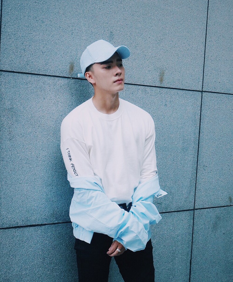 Đây chính là chàng trai “con nhà người ta”: Nhiều tài lẻ, góc nghiêng đẹp thần thánh - Ảnh 1. Đây chính là chàng trai “con nhà người ta”: Nhiều tài lẻ, góc nghiêng đẹp thần thánh - Ảnh 1.