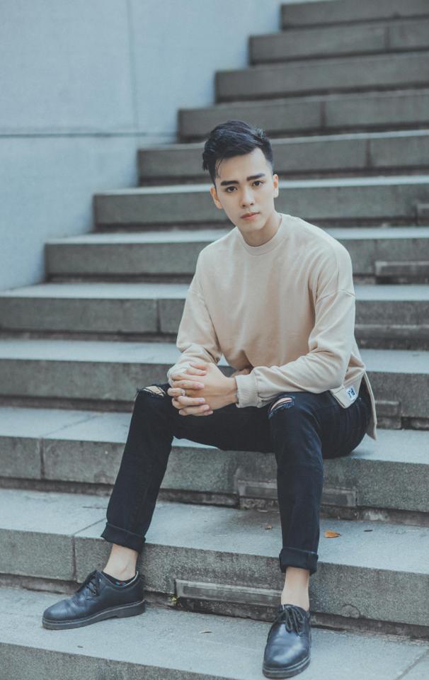 Đây chính là chàng trai “con nhà người ta”: Nhiều tài lẻ, góc nghiêng đẹp thần thánh - Ảnh 4. Đây chính là chàng trai “con nhà người ta”: Nhiều tài lẻ, góc nghiêng đẹp thần thánh - Ảnh 4.