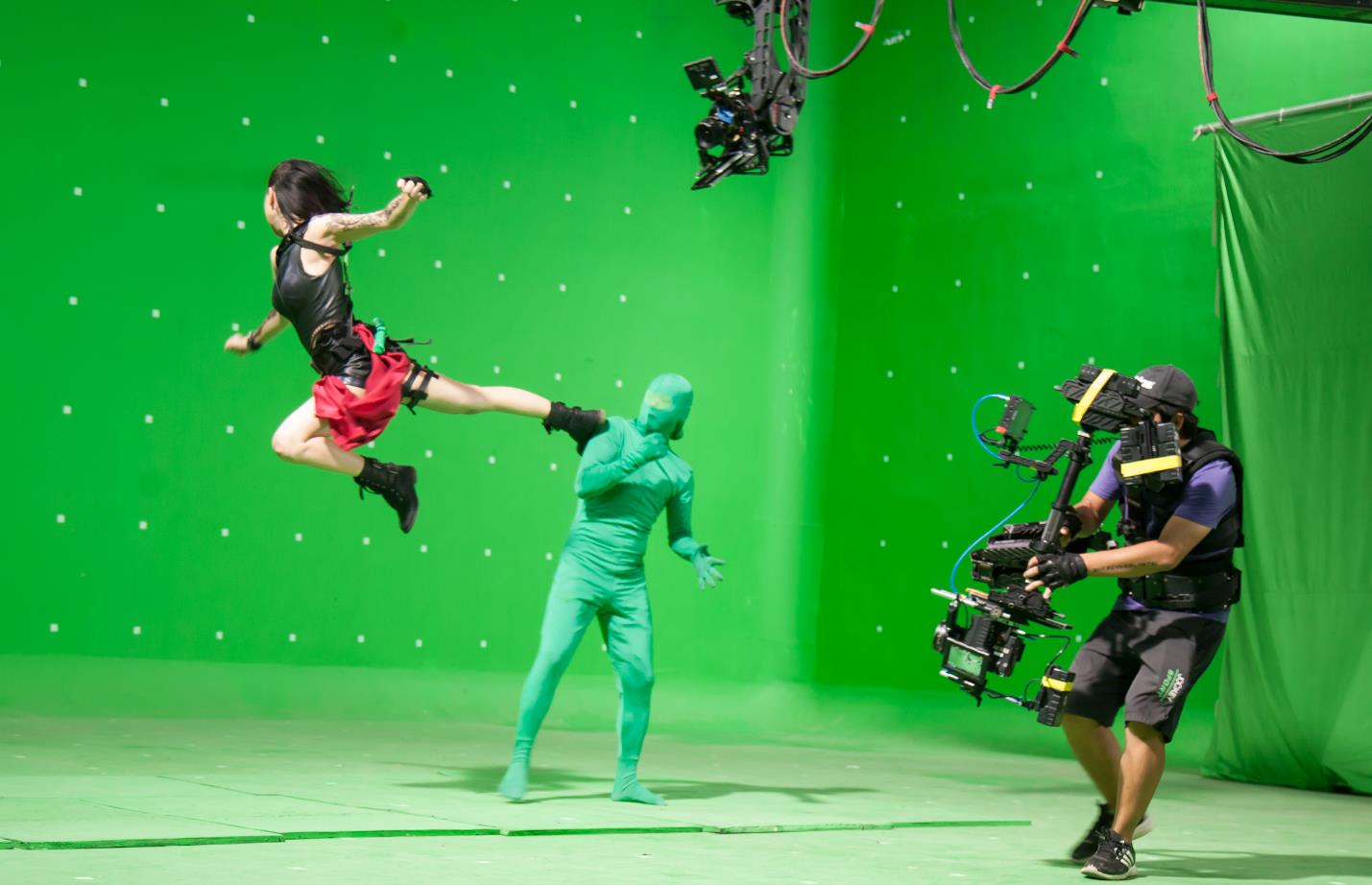 Rò rỉ hình ảnh bộ film võ thuật giả tưởng do đả nữ Ngô Thanh Vân đóng vai chính - Ảnh 3. Rò rỉ hình ảnh bộ film võ thuật giả tưởng do đả nữ Ngô Thanh Vân đóng vai chính - Ảnh 3.