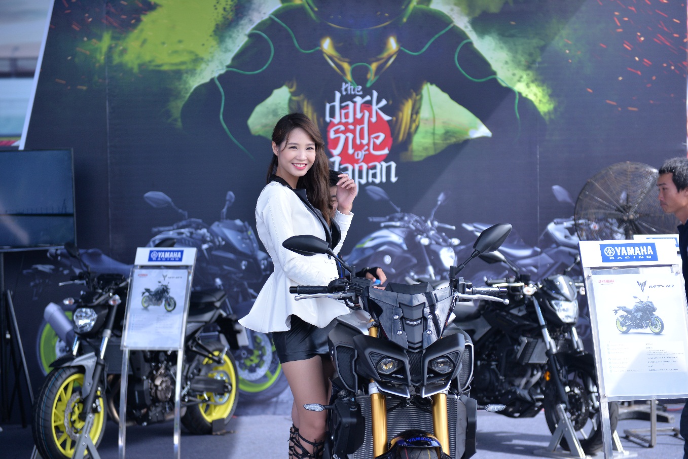 3 lý do bạn trẻ Đà Nẵng nườm nượp rủ nhau đi xem đua xe cuối tuần này - Ảnh 3. 3 lý do bạn trẻ Đà Nẵng nườm nượp rủ nhau đi xem đua xe cuối tuần này - Ảnh 3.