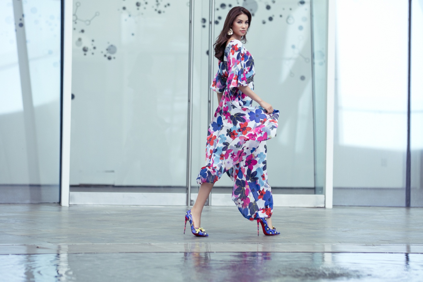 Hoa hậu Phạm Hương trải lòng sau biến cố lớn của cuộc đời - Ảnh 5. Hoa hậu Phạm Hương trải lòng sau biến cố lớn của cuộc đời - Ảnh 5.