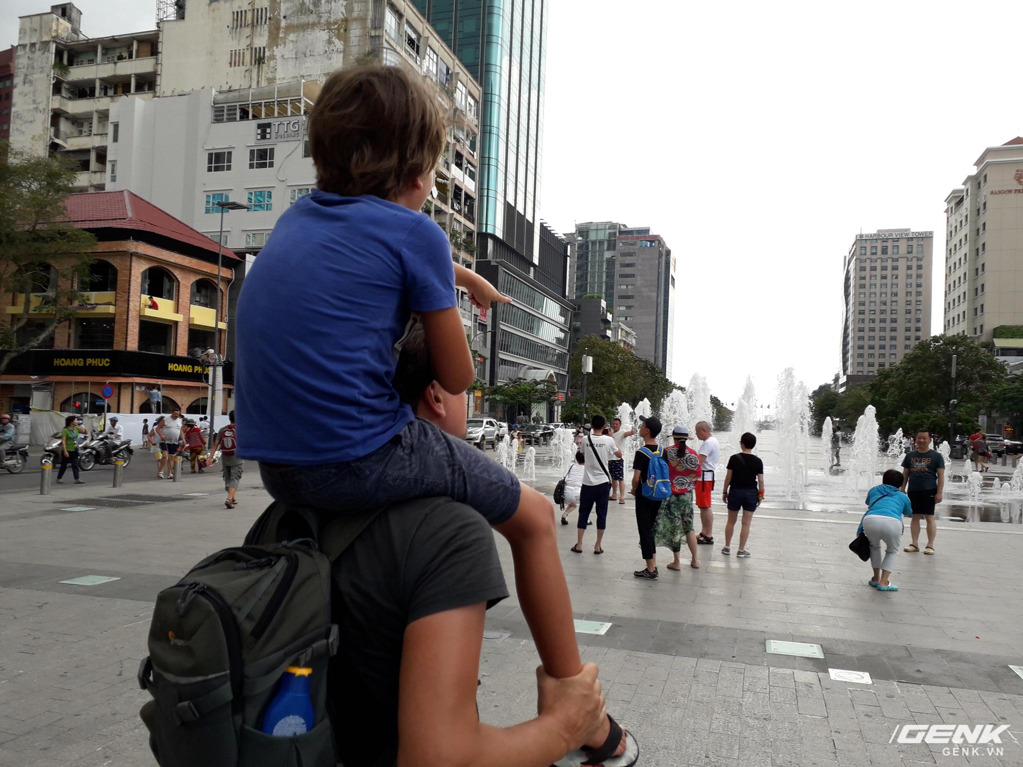 Trải nghiệm camera Galaxy J3 Pro - Đàn em của J7 Pro vẫn thừa sức “chinh phục bóng tối” - Ảnh 7. Trải nghiệm camera Galaxy J3 Pro - Đàn em của J7 Pro vẫn thừa sức “chinh phục bóng tối” - Ảnh 7.