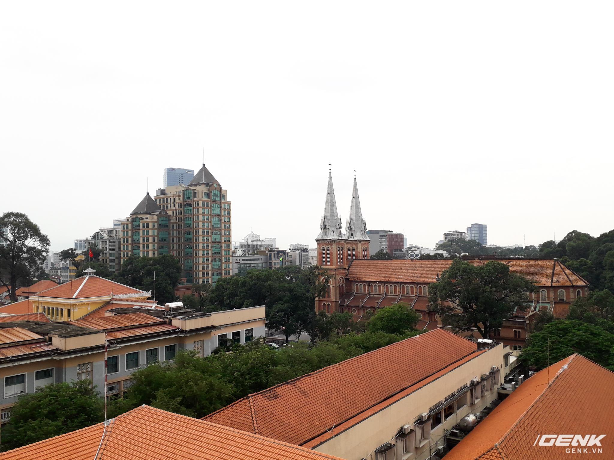 Trải nghiệm camera Galaxy J3 Pro - Đàn em của J7 Pro vẫn thừa sức “chinh phục bóng tối” - Ảnh 16. Trải nghiệm camera Galaxy J3 Pro - Đàn em của J7 Pro vẫn thừa sức “chinh phục bóng tối” - Ảnh 16.