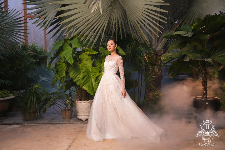 Tân Quán quân The Face 2017: Tú Hảo lạ lẫm trong váy cưới Hacchic Bridal - Ảnh 11. Tân Quán quân The Face 2017: Tú Hảo lạ lẫm trong váy cưới Hacchic Bridal - Ảnh 11.