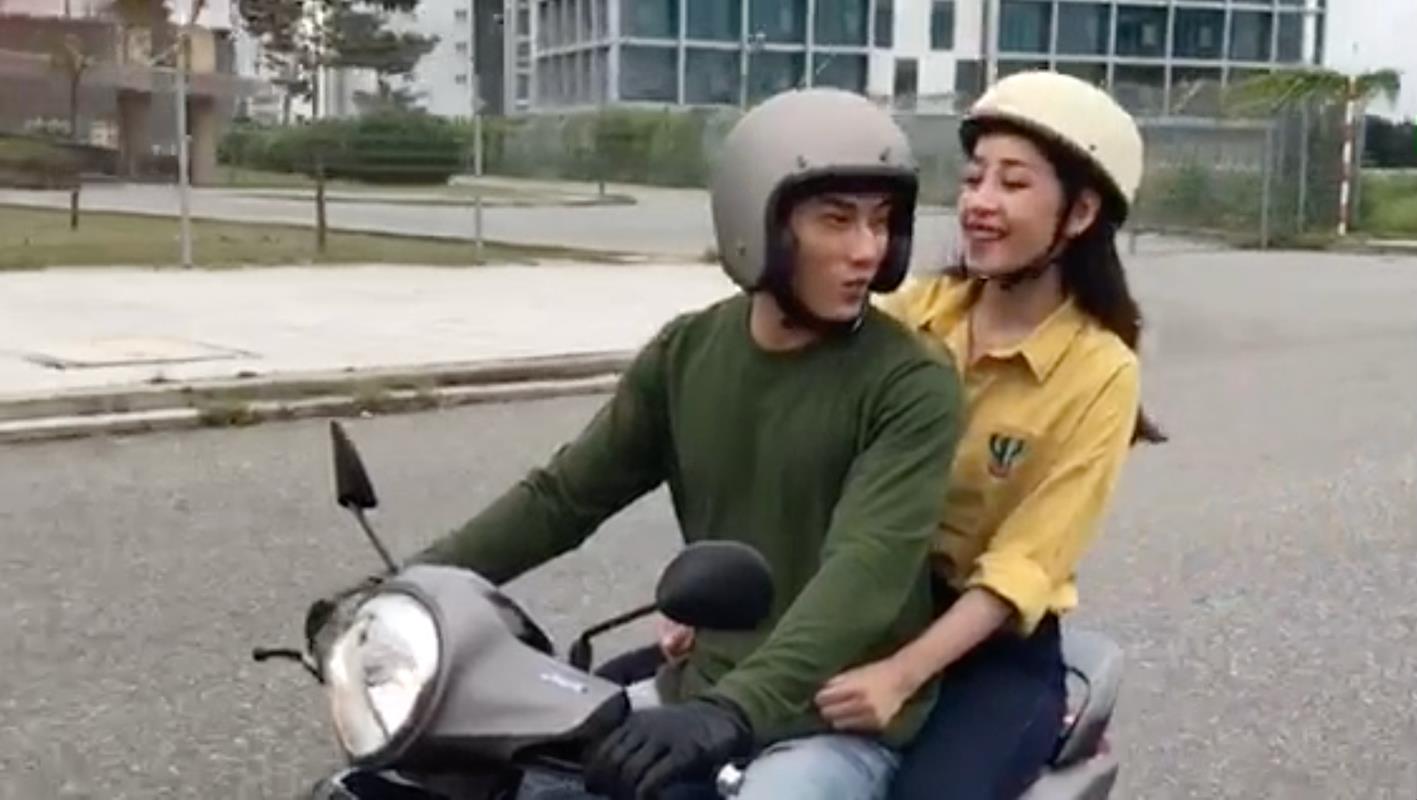 Isaac đẹp rạng ngời bị bắt gặp sánh đôi cùng Chi Pu - Ảnh 1. Isaac đẹp rạng ngời bị bắt gặp sánh đôi cùng Chi Pu - Ảnh 1.