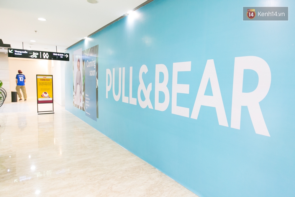 Phục sát đất độ “chịu chơi” của Pull&Bear trong dịp ra mắt - Ảnh 6. Phục sát đất độ “chịu chơi” của Pull&Bear trong dịp ra mắt - Ảnh 6.