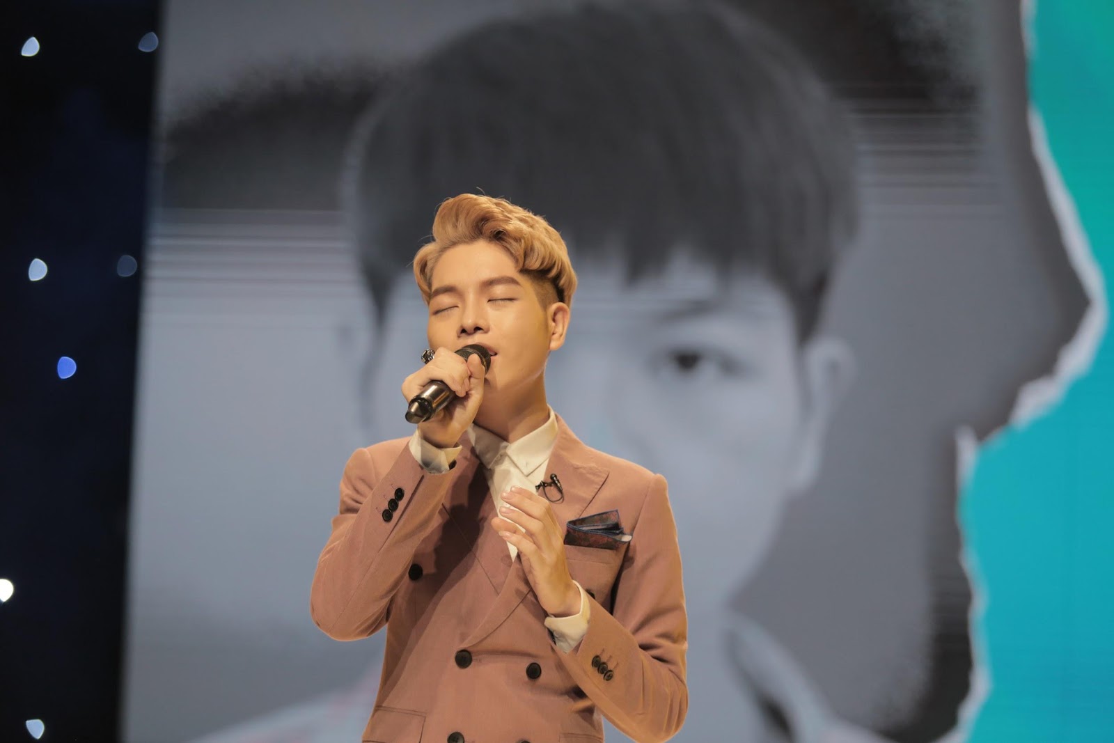 Tập 1 Hành trình lột xác 2017: Những biểu cảm siêu đáng yêu của nam thần Đức Phúc - Ảnh 2. Tập 1 Hành trình lột xác 2017: Những biểu cảm siêu đáng yêu của nam thần Đức Phúc - Ảnh 2.