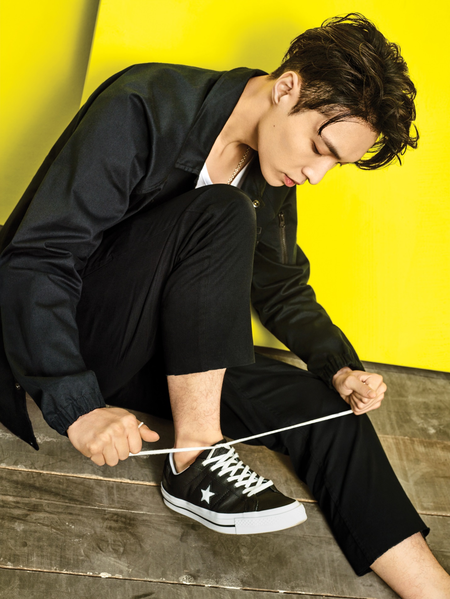 Converse One Star hợp tác cùng Lay (EXO) trong BST mới cực hoành tráng - Ảnh 3. Converse One Star hợp tác cùng Lay (EXO) trong BST mới cực hoành tráng - Ảnh 3.