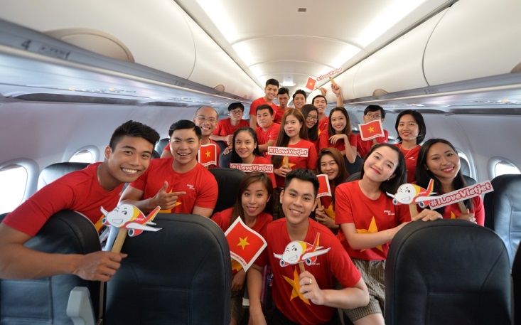 Bất ngờ với chuyến bay “Nối vòng tay lớn” của Vietjet - Ảnh 1. Bất ngờ với chuyến bay “Nối vòng tay lớn” của Vietjet - Ảnh 1.