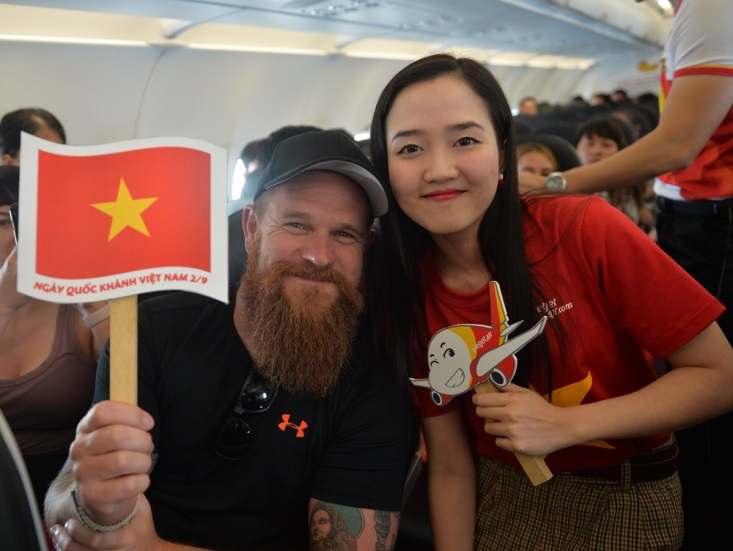 Bất ngờ với chuyến bay “Nối vòng tay lớn” của Vietjet - Ảnh 15. Bất ngờ với chuyến bay “Nối vòng tay lớn” của Vietjet - Ảnh 15.