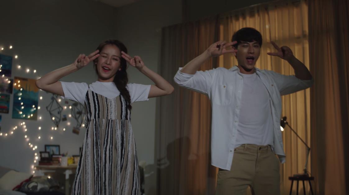 Isaac và Chi Pu hẹn hò trong MV mới đậm chất ngôn tình - Ảnh 4. Isaac và Chi Pu hẹn hò trong MV mới đậm chất ngôn tình - Ảnh 4.